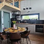 Pago Podamirowo משציצה